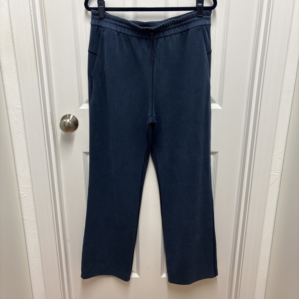 Lululemon Softstreme High Rise Straight Leg Cropped Pant Blue - Size 12
